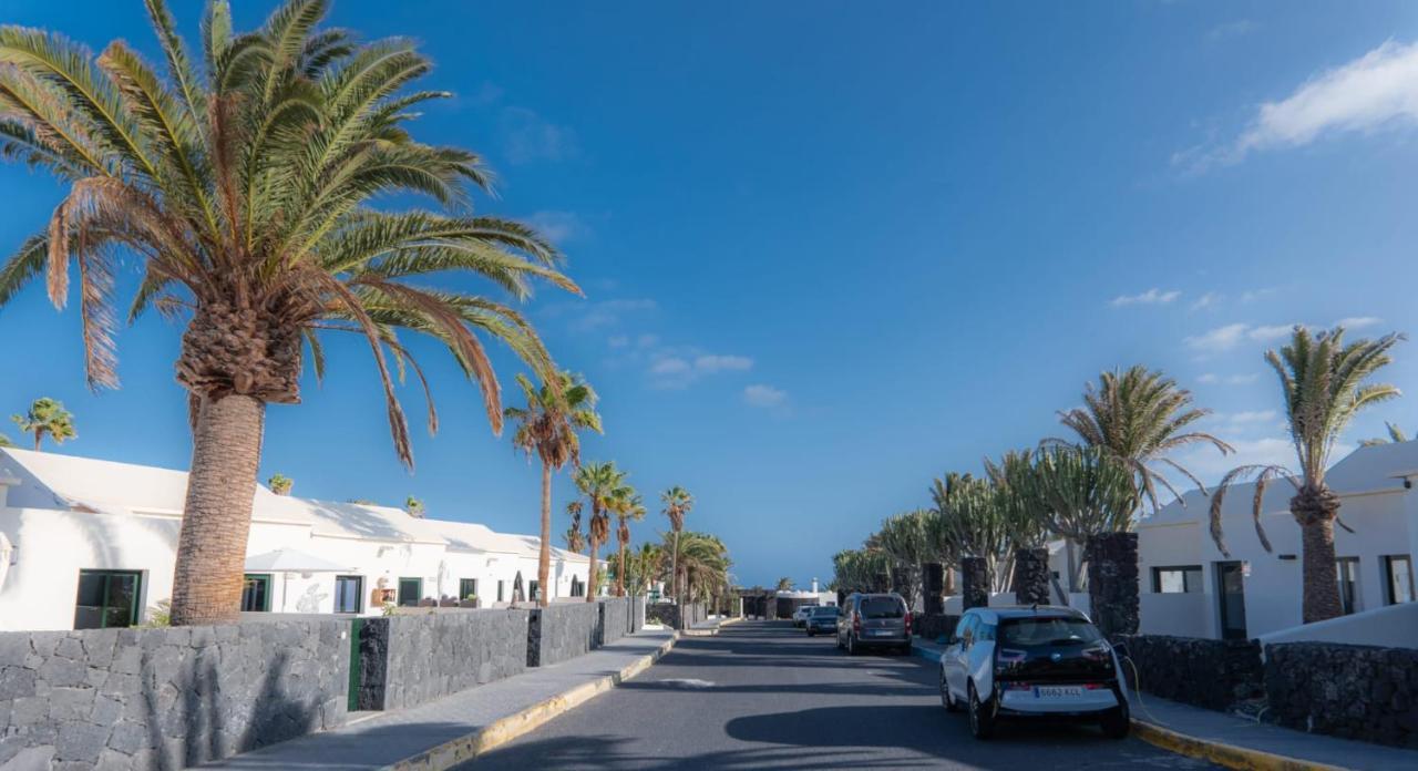 Luxury Casa Playa Roca Bord De Mer Коста-Тегисе Экстерьер фото